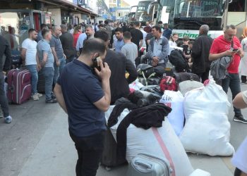 Otogarda bayram tatili yoğunluğu sürüyor