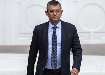 Özgür Özel kimdir, kaç yaşında ve nereli? İşte Özgür Özel’in biyografisi