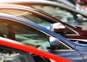 Rekor kıran araba satışlarıyla ilgili yorum: İktisat siyasetleri değiştiğinde işler aykırıya dönebilir, aman dikkat!