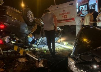 Siirt’te feci kaza | İki araba çarpıştı: 1 meyyit, 4 yaralı