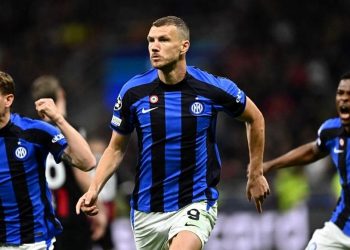 SON DAKİKA: Fenerbahçe’den Edin Dzeko açıklaması