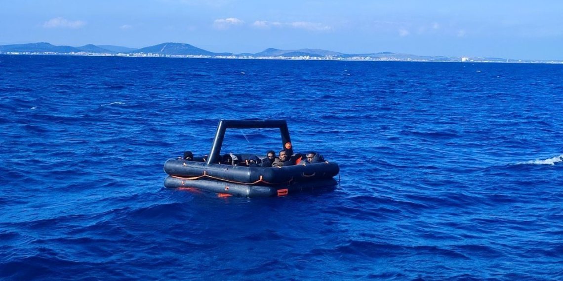 SON DAKİKA HABERİ: Yunanistan açıklarında göçmen gemisi battı: 78 meyyit