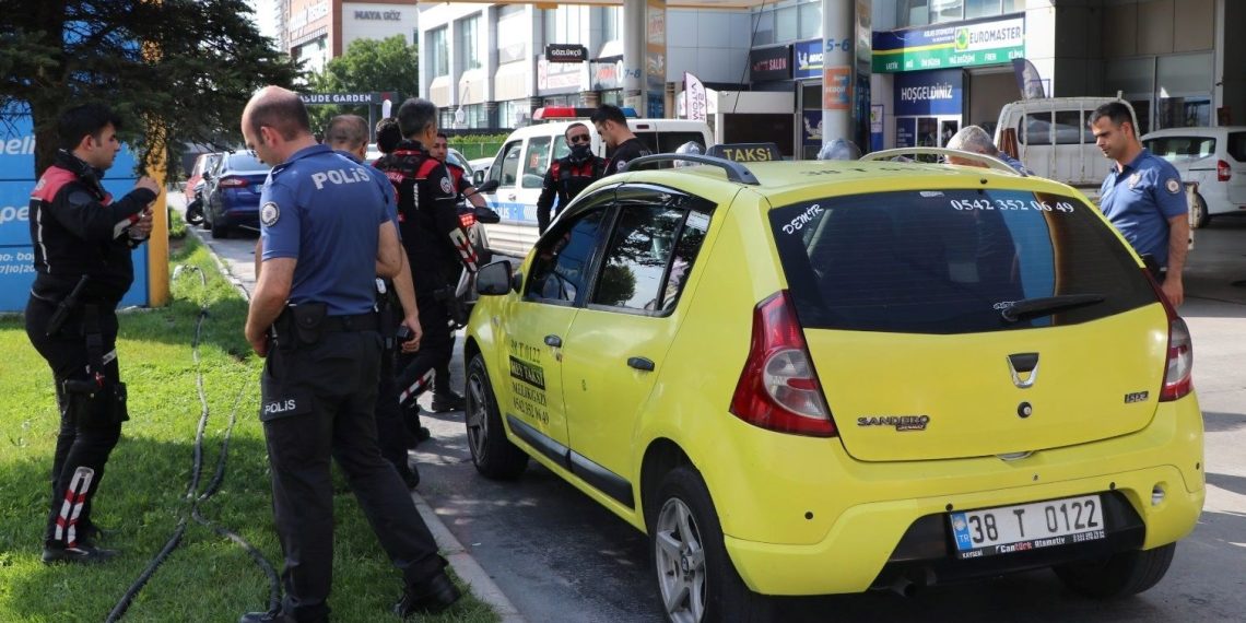 Taksicilerin “yolcu alma” tartışması kanlı bitti