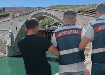 Tarihi Malabadi Köprüsü’ndeki intiharın akabinde istismar çıktı