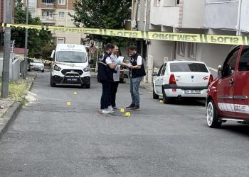 Tartıştığı ağabeyi ve yengesine kurşun yağdırdı: Şüpheli kardeş aranıyor
