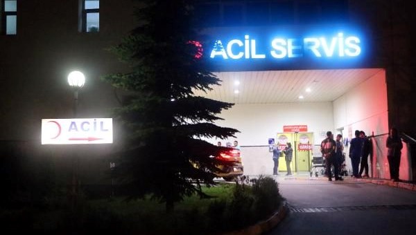 Tavuk döner 25 kişiyi hastanelik etti