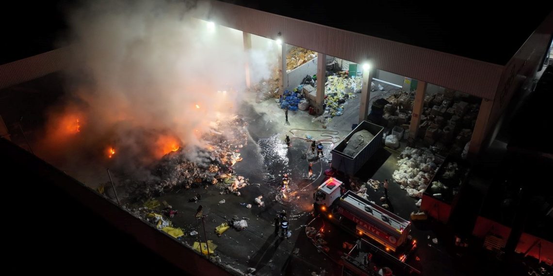 Tekirdağ’da geri dönüşüm tesisinde yangın