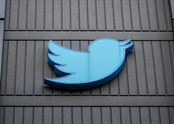 Twitter çalışanları, ikramiyeleri ödemeyen şirkete dava açtı