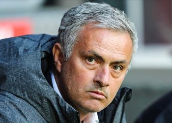 UEFA’dan Mourinho’ya makûs haber!