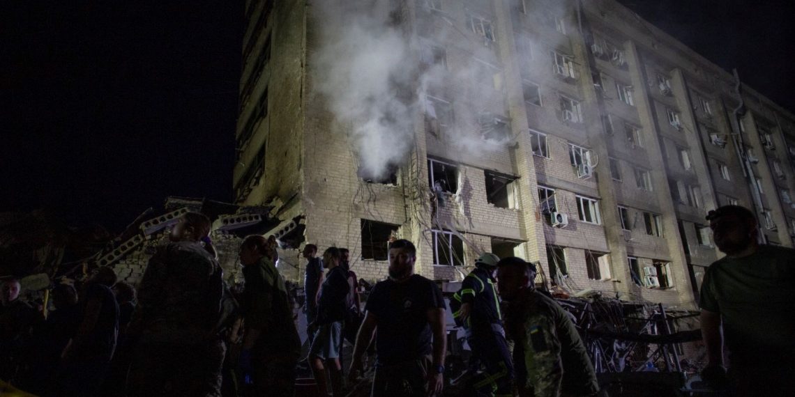 Ukrayna: Rusya’nın dünkü füze akınında 8 kişi öldü, 56 kişi yaralandı