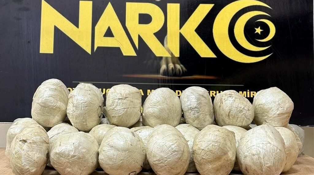 Van’da 19 kilo 348 gram esrar ele geçirildi