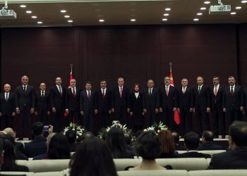 Yeni periyodun birinci kabine toplantısı bugün yapılacak