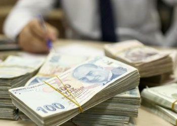 Yüksek kar vaadiyle 800 milyon lira dolandırdılar