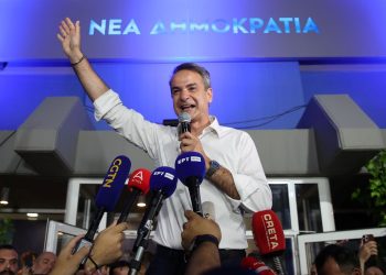 Yunanistan’da seçimi iktidardaki Yeni Demokrasi Partisi önde tamamladı