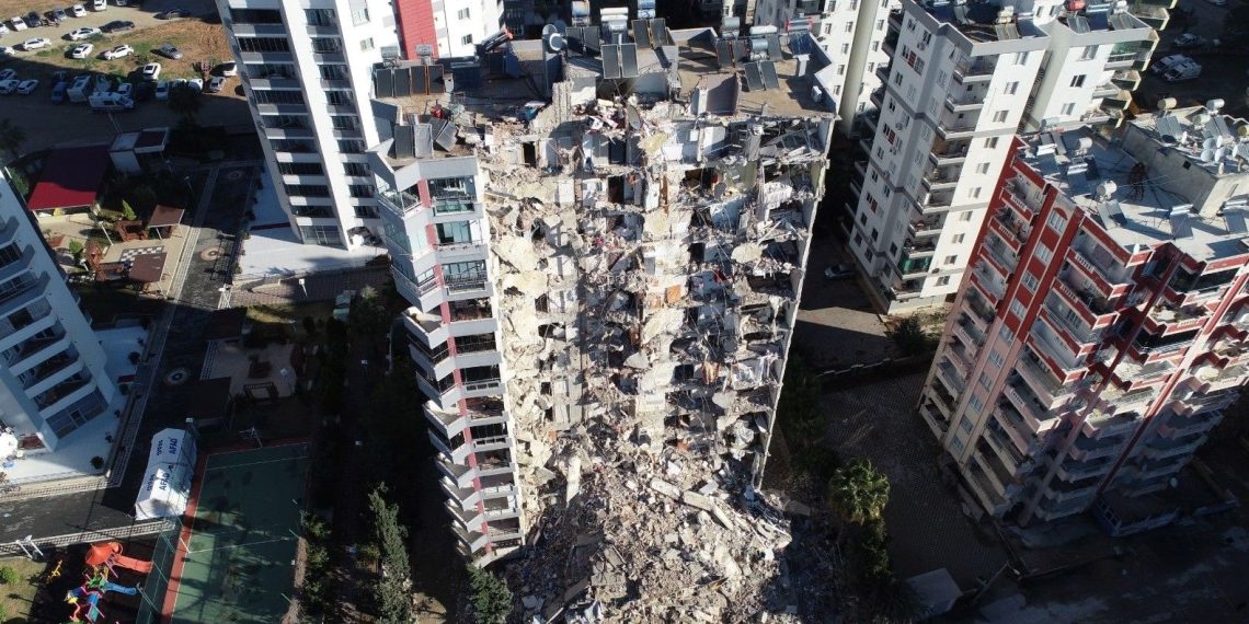 12 kişinin vefatında 2 tahliye