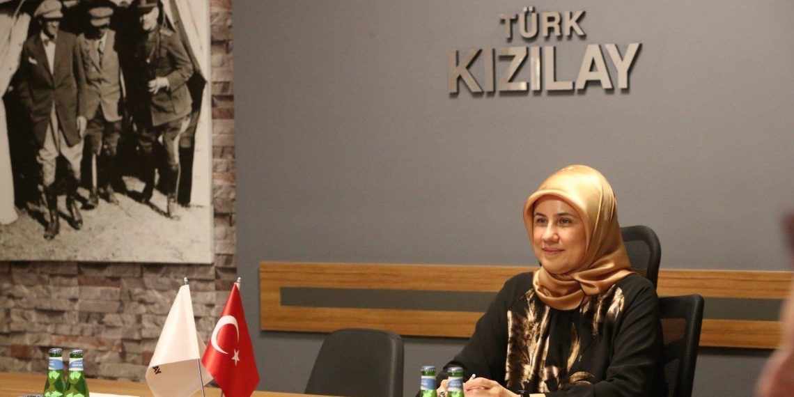 155 yıllık tarihinde Kızılay’a birinci bayan lider (Fatma Meriç Yılmaz kimdir?)