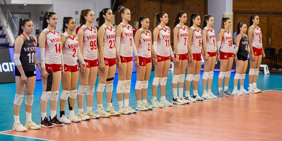 17 Yaş Altı Kız Voleybol Ulusal Kadrosu, Avrupa İkincisi oldu