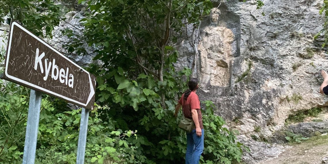 2 bin yıllık Kibele kabartmasını görmeye gelenler hayal kırıklığı yaşıyor