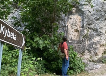 2 bin yıllık Kibele kabartmasını görmeye gelenler hayal kırıklığı yaşıyor