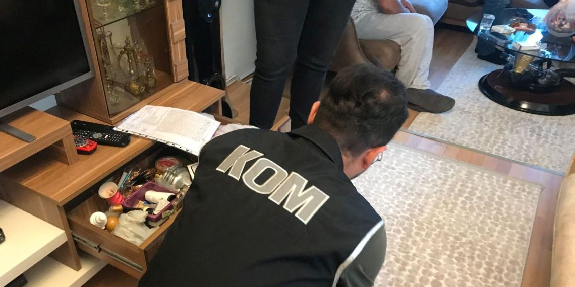 25 milyon liralık vurgun yapan tefecilere ”Yosun” operasyonu: 17 gözaltı