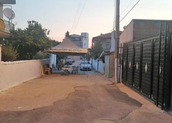 4 yaşındaki Aysima’nın feci vefatı (Monte ettirilmeyen demir kapı can aldı)