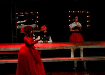 “61. Memleketler arası Bursa Festivali”nde “Richard” oyunu sahnelendi