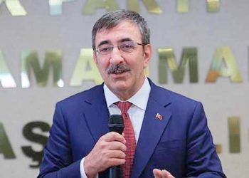 Cevdet Yılmaz: Önceliğimiz ekonomide istikrarlı bir yapı oluşturmak