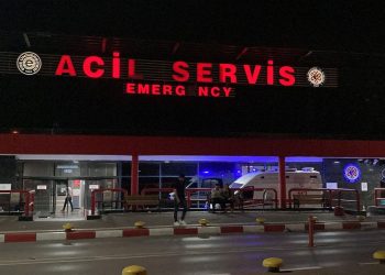 Alacak verecek hengamesi kanlı bitti: Bıçaklanan kişi hayatını kaybetti