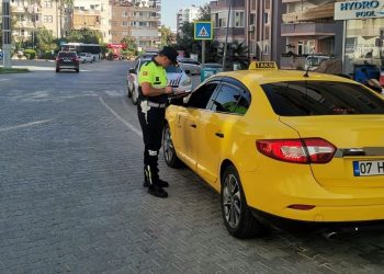 Alanya’da ticari taksilere ceza