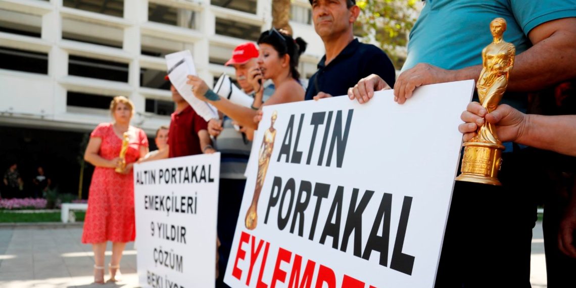 Altın Portakal Sinema Şenliği çalışanları aksiyon yaptı