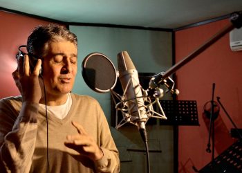 Anadolu rock müziğinin “sevgi adamı” Murat Göğebakan anılıyor