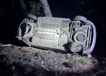 Antalya’da araba uçuruma yuvarlandı: 1 çocuk öldü, 3 kişi yaralandı