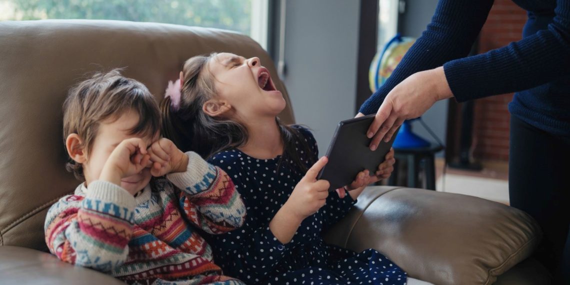 Apple sorunu kabul etti: Çocukların ekran mühleti sınırlamasında kusur