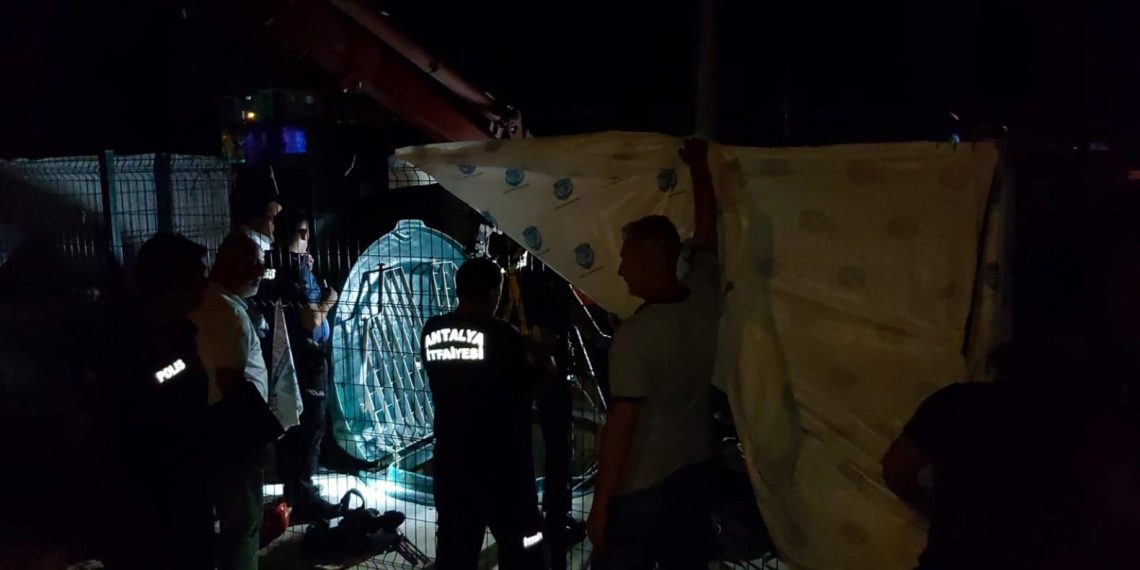 ASAT terfi istasyonunda elektrik akımına kapılan 3 kişi öldü