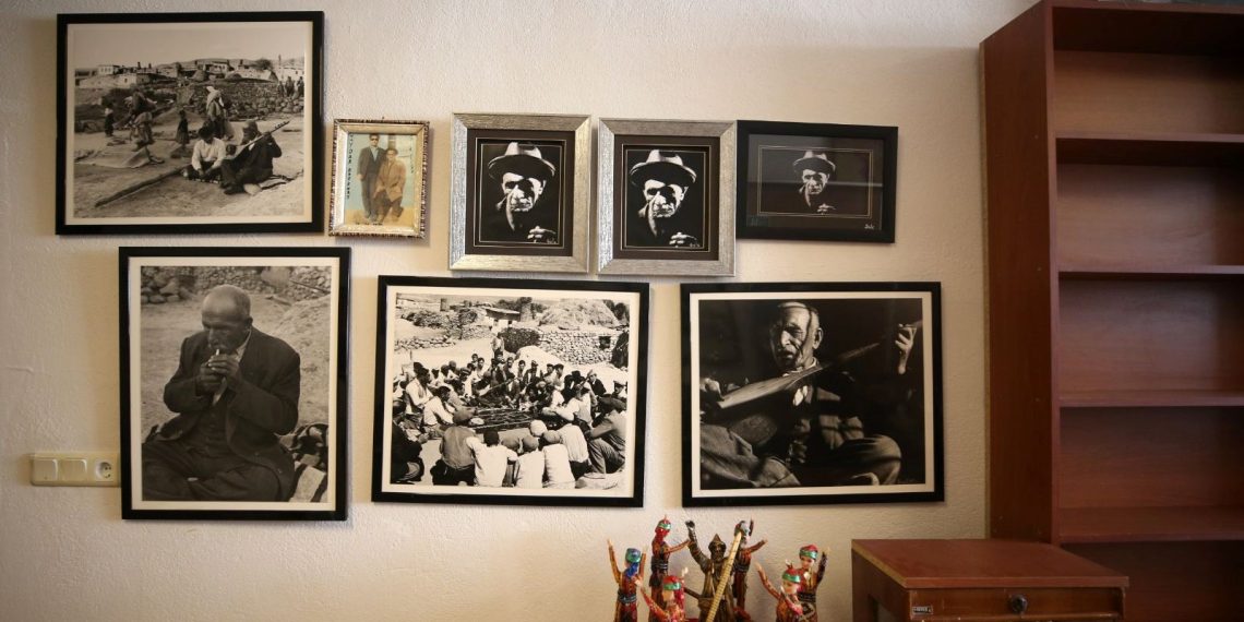 Aşık Veysel’in konutu yol arkadaşının oğluna emanet