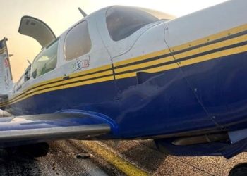 Atatürk Havalimanı’nda bir uçak kırıma uğradı: İniş ve kalkışlar 2 saat durduruldu