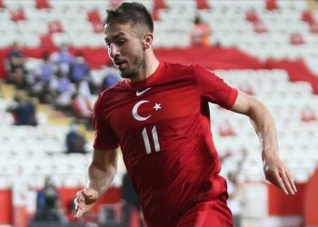 Beşiktaş anlaştı: Halil Dervişoğlu transferi bitmek üzere
