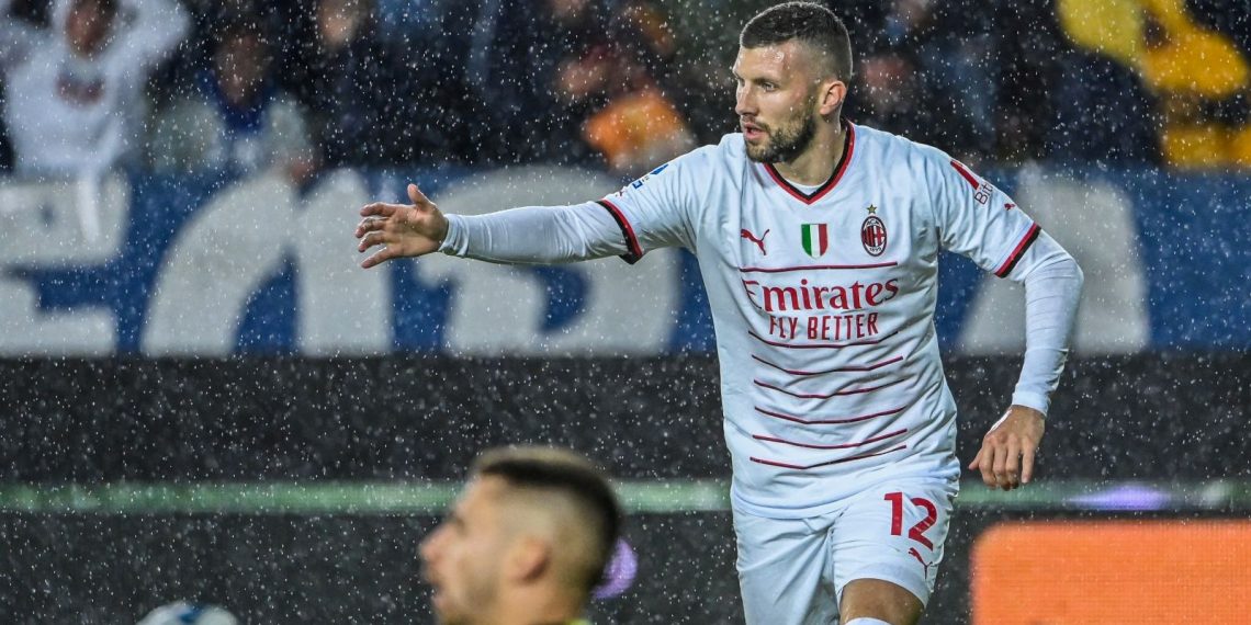 Beşiktaş, Ante Rebic için devreye girdi