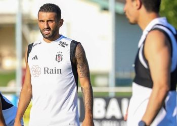 Beşiktaş’ın futbolcusu Umut Meraş trafik kazası geçirdi