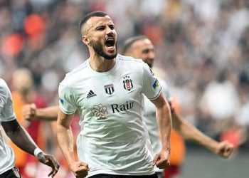 Beşiktaş’ın takas planı: Romain Saiss ayrılmak istediğini idareye bildirdi
