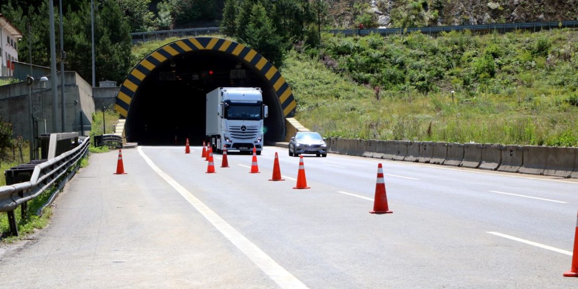 Bolu Dağı’nda ulaşım olağana döndü