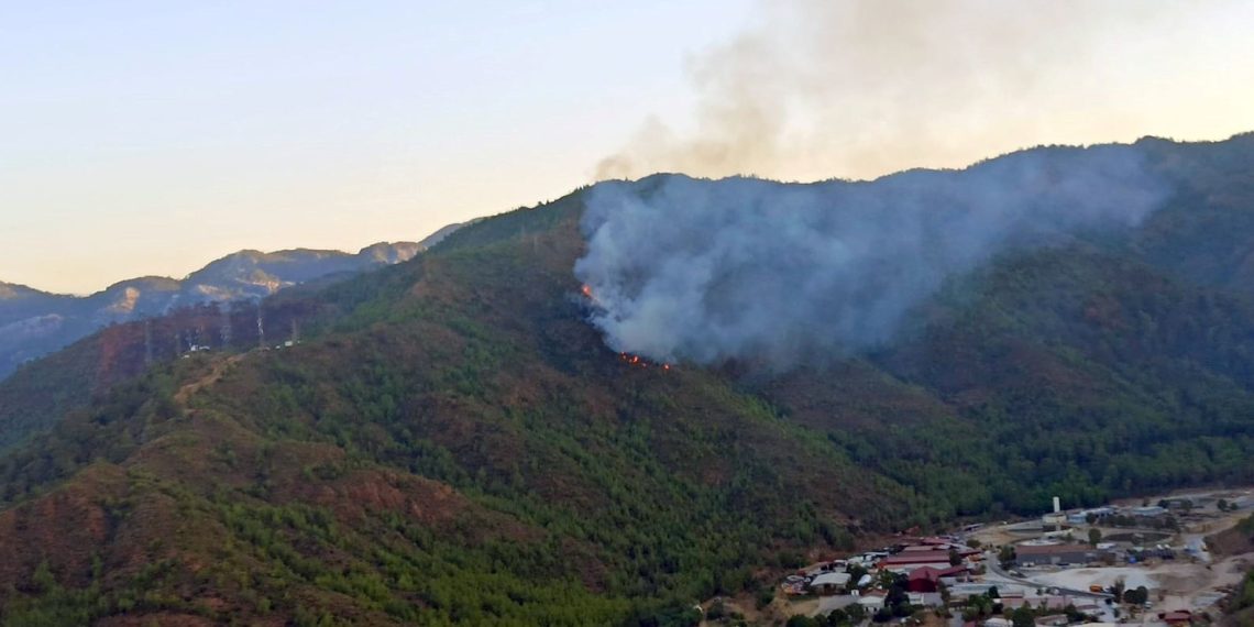 Büyük Marmaris yangının yıldönümünde Marmaris yeniden orman yangını ile uyandı