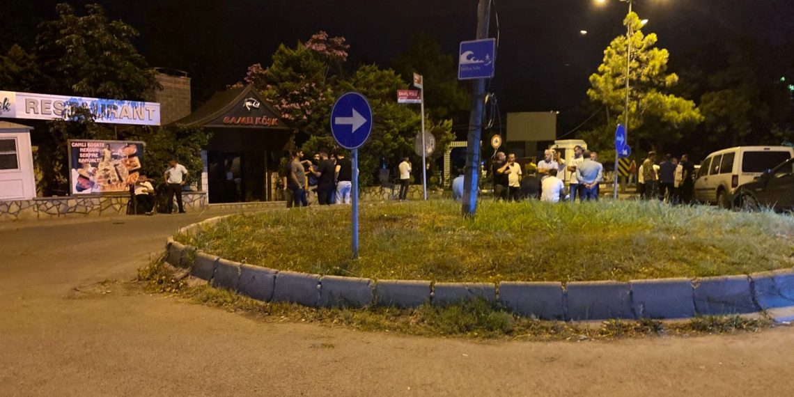 Büyükçekmece’de silahlı hücum: 1 meyyit, 1 ağır yaralı