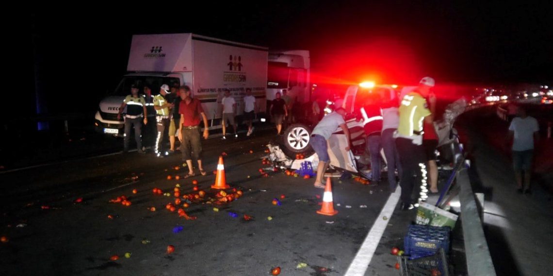 Çanakkale’de zincirleme kaza: 1 meyyit, 5 yaralı