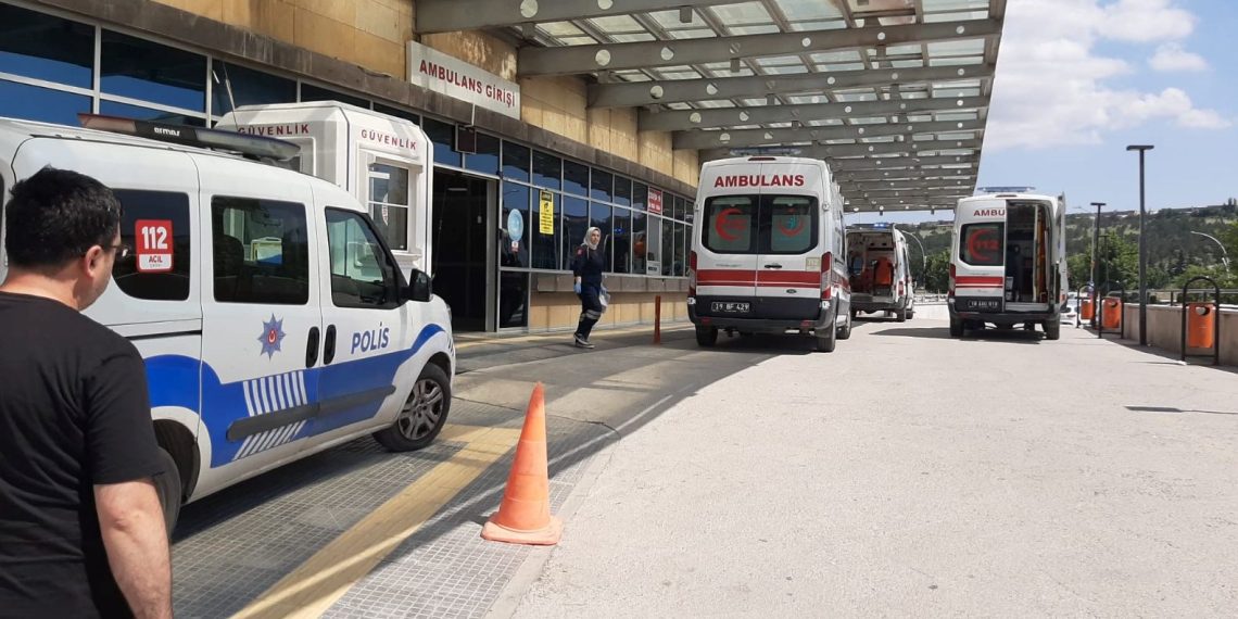 Çorum’da elinde köstebek tabancası patladı: Parmakları koptu