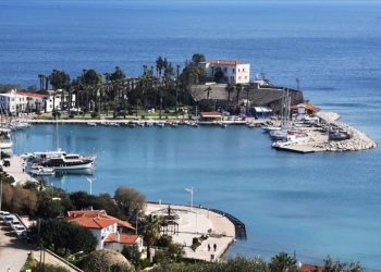 Datça’da nüfus 10 kat arttı, elektrik kesintileri başladı