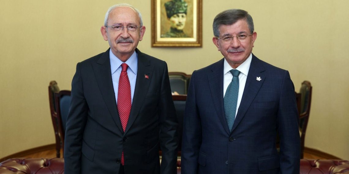 Davutoğlu’ndan Kılıçdaroğlu’na ziyaret