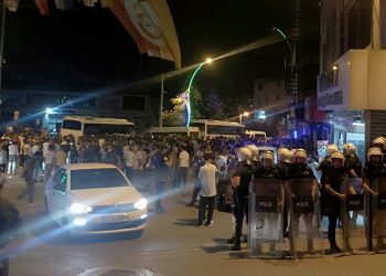 Dilovası’nda 10 yabancı asıllı geri gönderme merkezinde