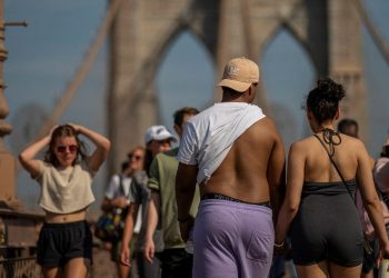 DSÖ’den “aşırı sıcaklık” açıklaması: Sıhhat sistemleri üzerindeki baskıyı artırıyor