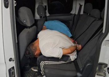 Dur ihtarına uymadılar: Motosikletli şüpheliler 15 kilometrelik takip sonucu yakalandı